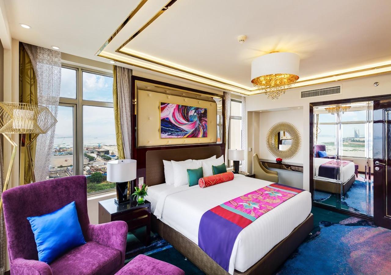 Nagaworld Hotel & Entertainment Complex Phnom Penh Exterior photo